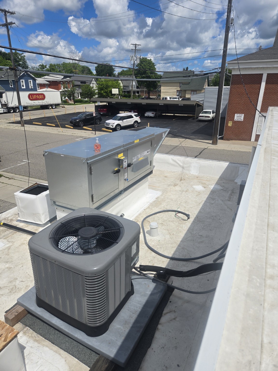 Rooftop HVAC equipment at Soulback